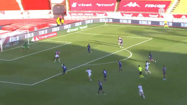 Embolo finds the net vs Clermont